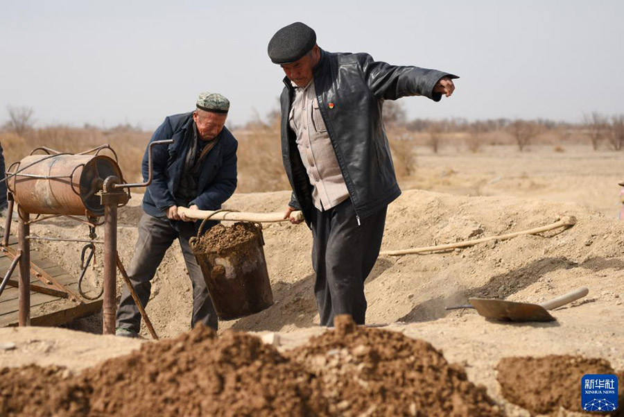 Шыңжаңдағы кәріз құдығы: мыңдаған жылдардан жеткен судың сылдыры