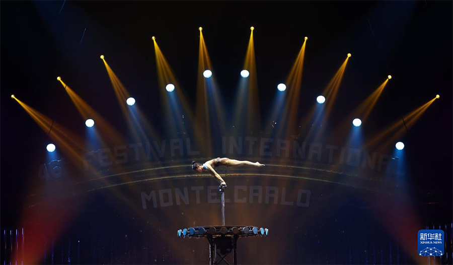 Қытайлық акробатикалық шоу Монте-Карлода алтын және күміс медаль жеңіп алды