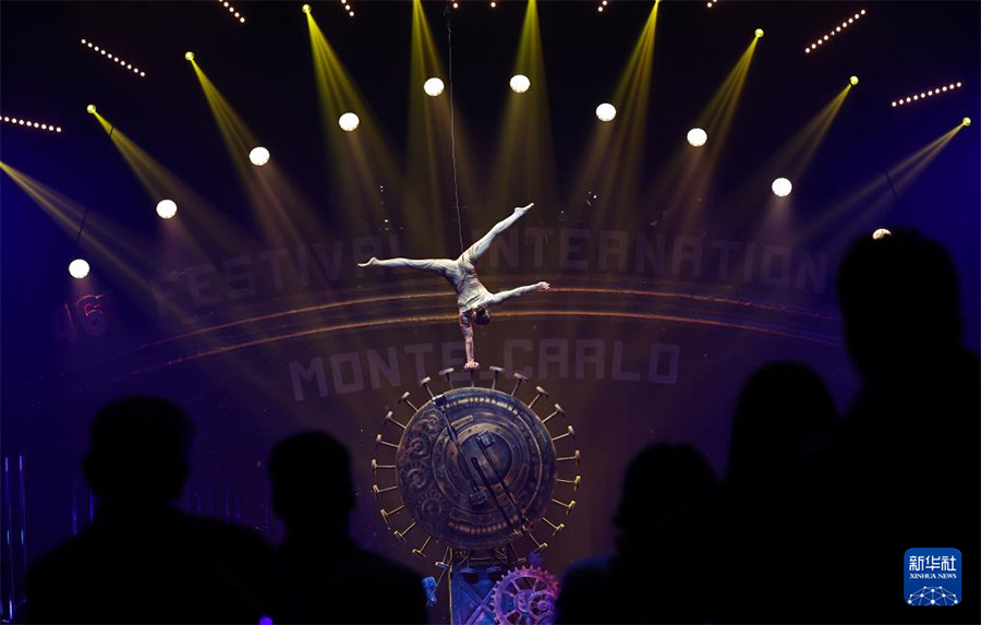 Қытайлық акробатикалық шоу Монте-Карлода алтын және күміс медаль жеңіп алды