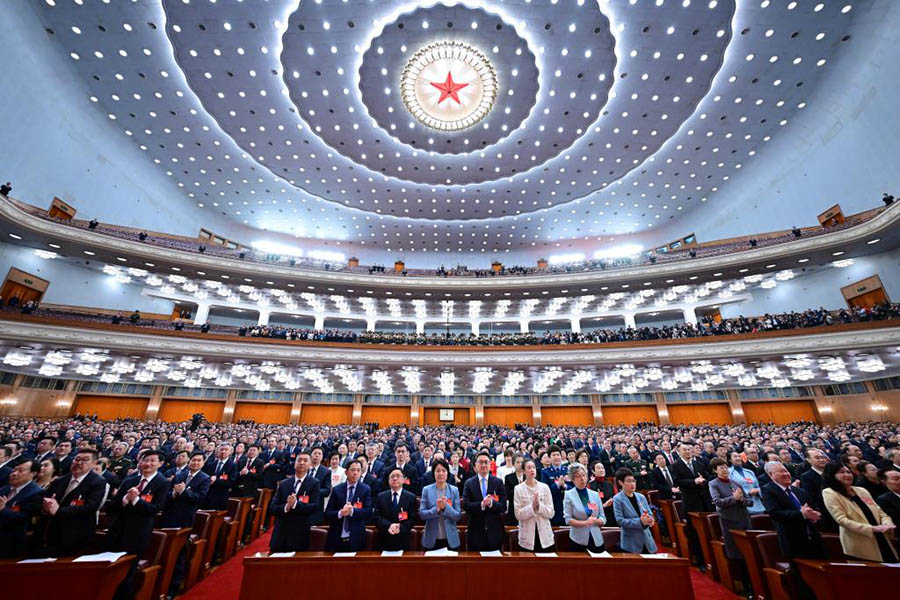 Төраға Си Цзиньпин CPPCC XIV Ұлттық комитетінің екінші сессиясының жабылу жиынына қатысты