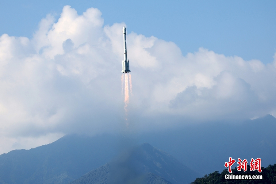 Қытай келесі буын Beidou жүйесінің жаңа технологиясын сынақтан өткізу үшін екі Beidou навигациялық спутнигін сәтті ұшырды