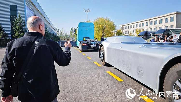 Шетелдік БАҚ өкілдері автомобильдердің «интеллектуалды өндірісін» жоғары бағалады