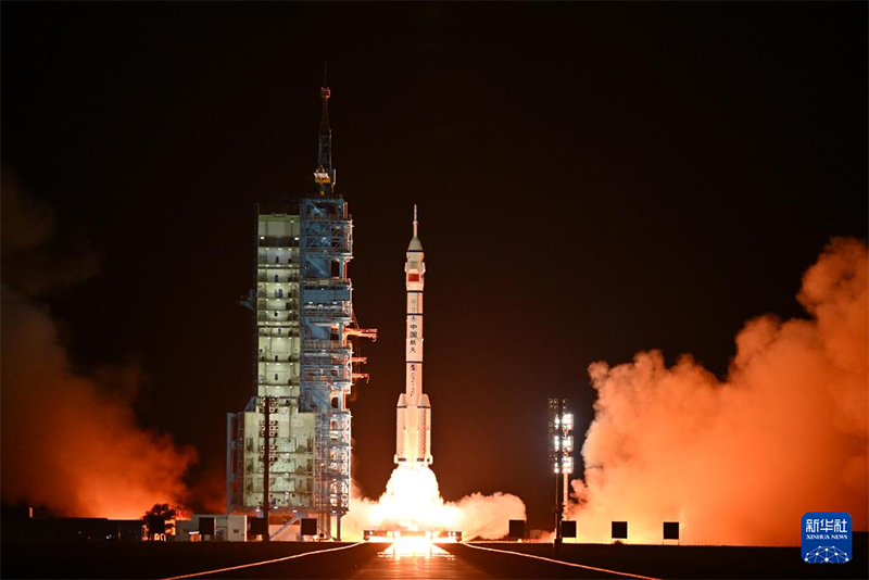 «Шэньчжоу-19» басқарылатын ғарыш кемесінің ұшырылуы толығымен сәтті болды