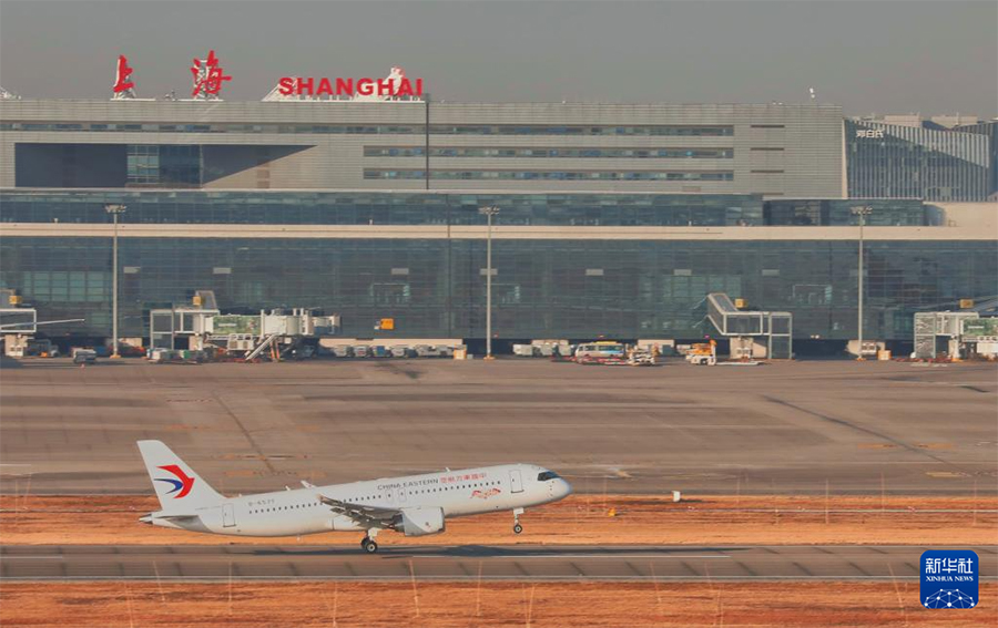 Отандық ірі C919 ұшағы Шанхай мен Сянган арасында тұрақты коммерциялық рейстерді ашты