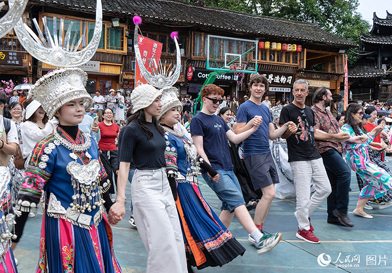 Қытайға саяхат танымал бола түсті