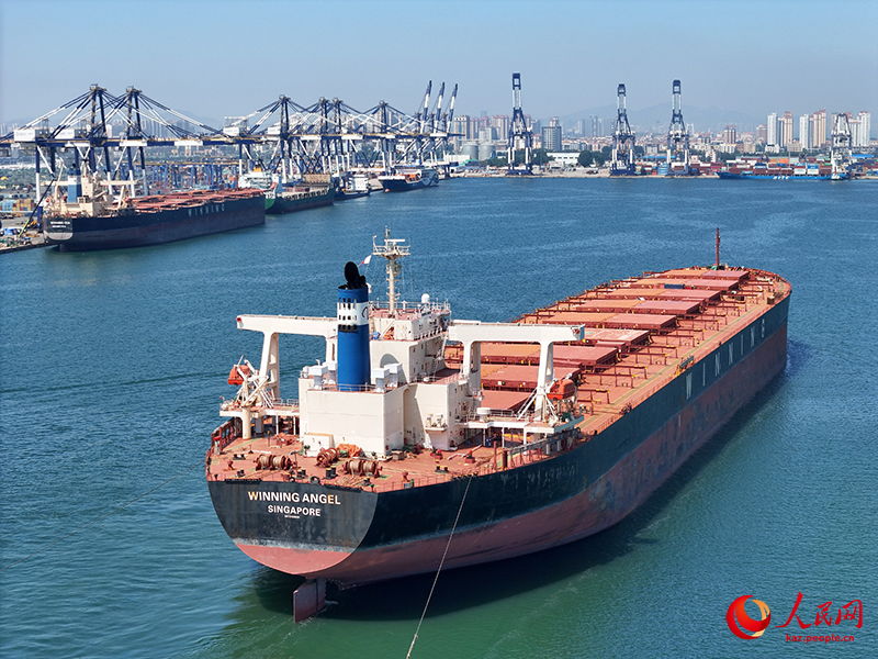 Биыл бірінші жарты жылда Қытай порт арқылы 8,9 миллиард тонна жүк өткізген