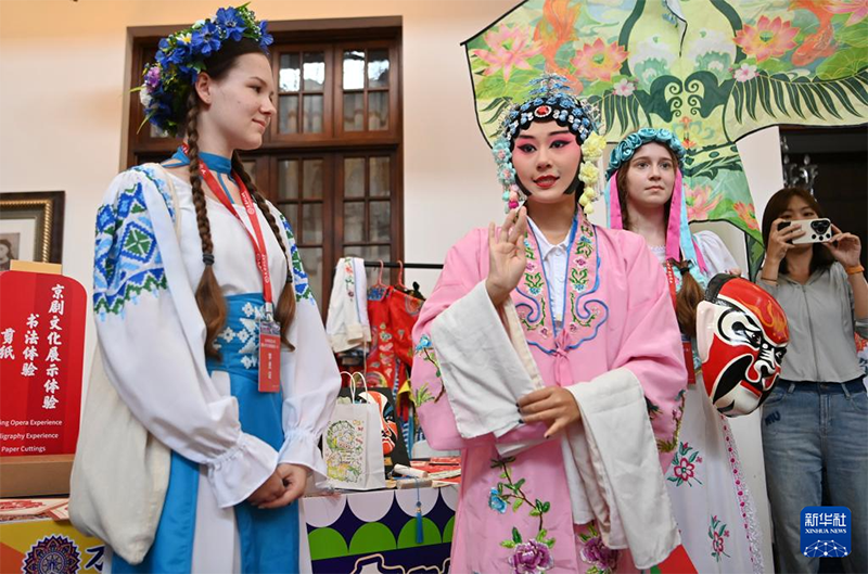 ШЫҰ елдері оқушылары мәдени алмасу саяхатын бастады