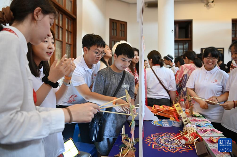 ШЫҰ елдері оқушылары мәдени алмасу саяхатын бастады