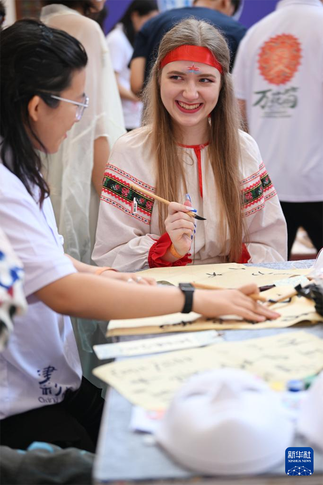 ШЫҰ елдері оқушылары мәдени алмасу саяхатын бастады