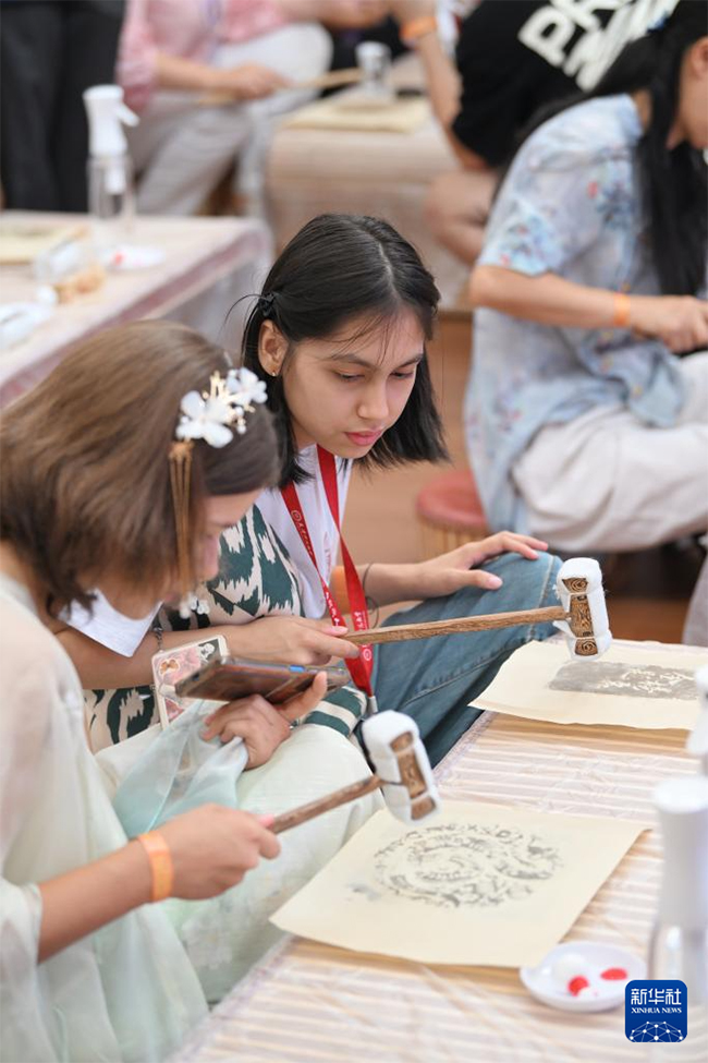 ШЫҰ елдері оқушылары мәдени алмасу саяхатын бастады