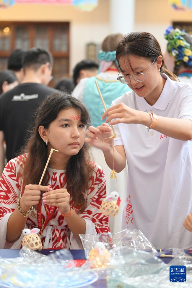 ШЫҰ елдері оқушылары мәдени алмасу саяхатын бастады