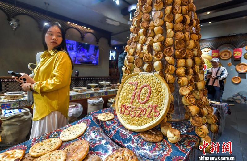 Үрімжіде Шыңжаң Ұйғыр автономиялық регионының құрылғанына 70 жыл толуына орай мерекенің лебі есті