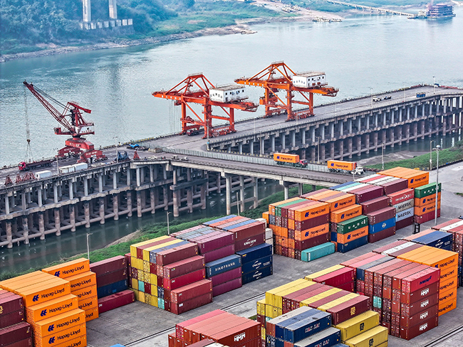 Қытайдың сыртқы саудасы қатарынан сегіз тоқсан өсті