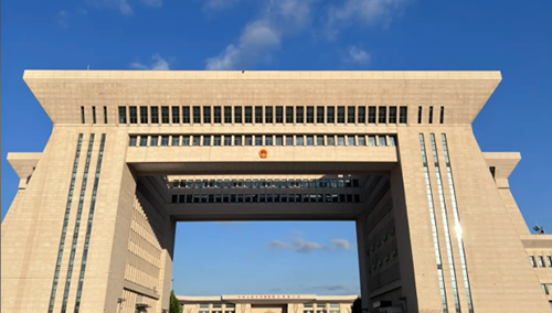 Қорғас порты Қытайдағы коммерциялық көліктерді экспорттауға арналған ең ірі құрлық портына айналды