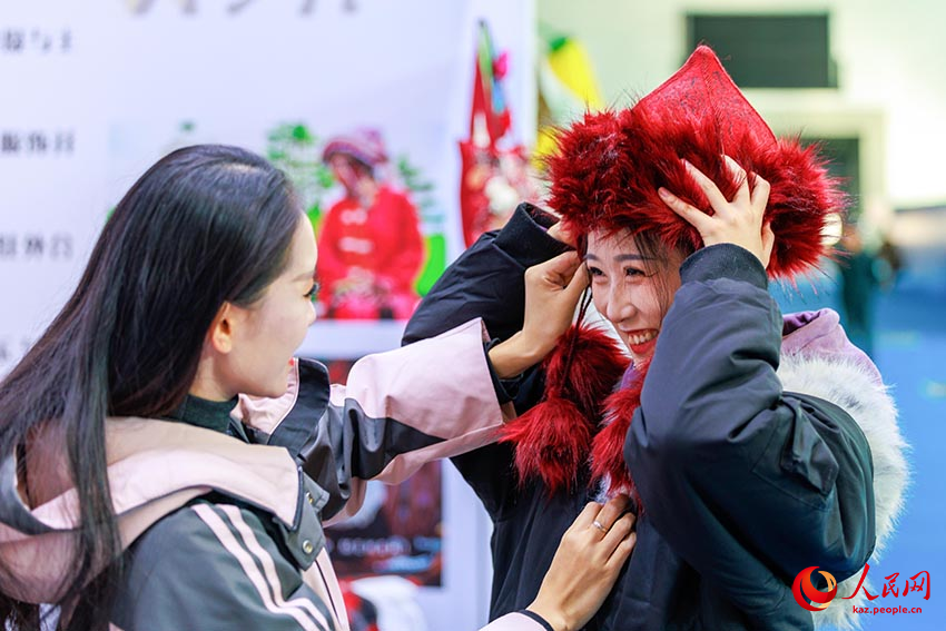 Үрімжі, Шыңжаң: 19-ыншы Шыңжаң қысқы көрмесі ойдағыдай өтті