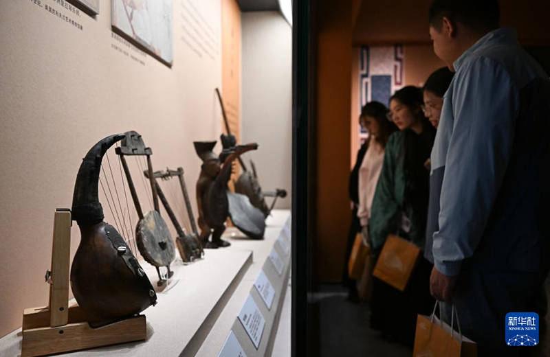 Гуанчжоуда Жібек жолы бойындағы алуан түрлі музыкалық мәдениет көрмесі ашылды