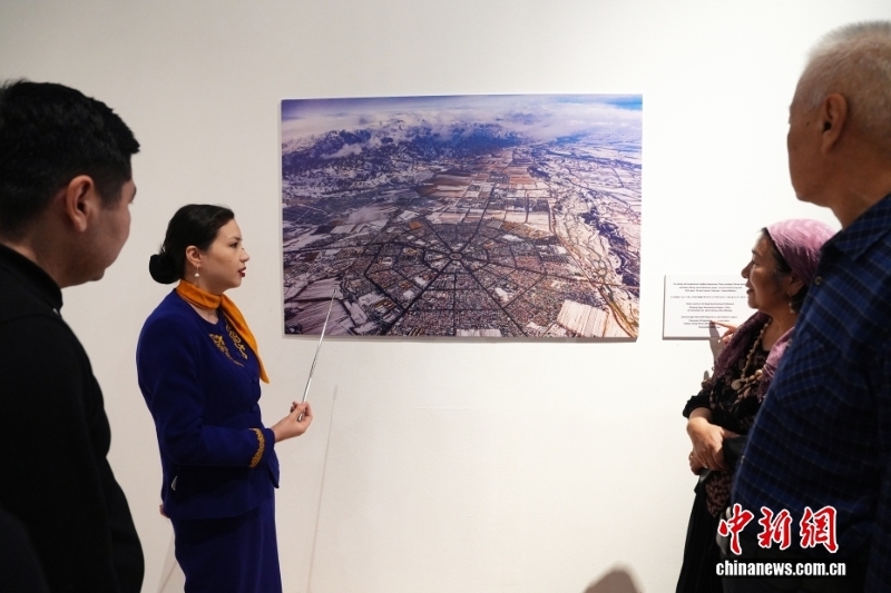 Қазақстанда Шыңжаң Ұйғыр автономиялық регионының құрылғанына 70 жыл толуына арналған фотокөрме ашылды