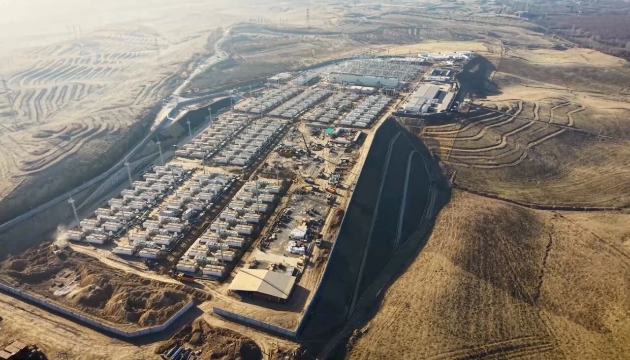Қытай энергетикалық инженерлік корпорациясы (CEEC) Орталық Азиядағы ең ірі электрохимиялық энергия сақтау жобасын желіге қосты