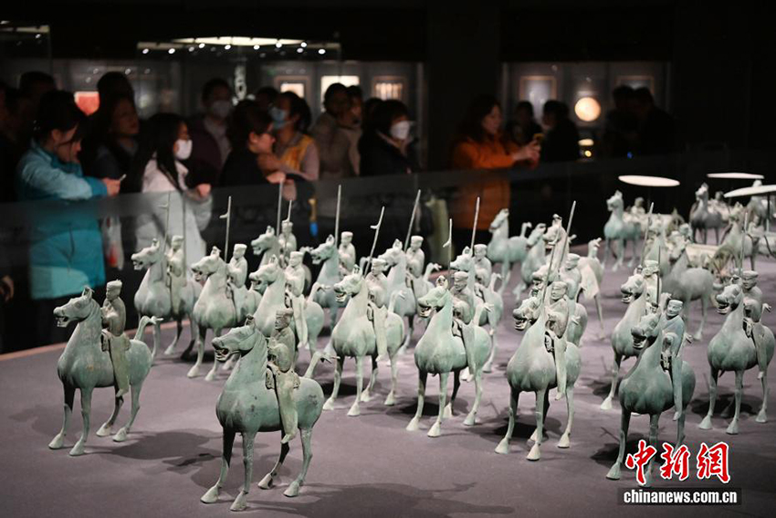 Ганьсу өлкесінің мұражайындағы Жібек жолының жылқы мәдениеті көрмесі