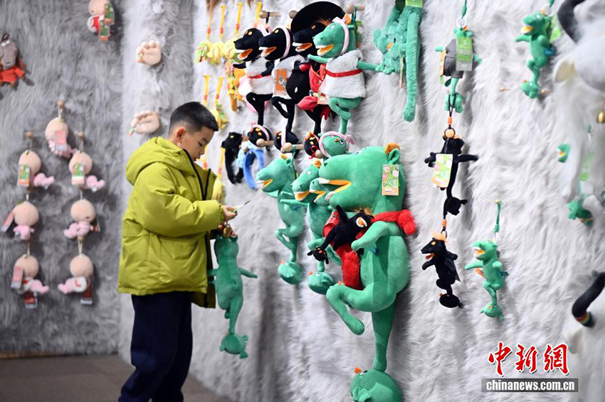 Ганьсу өлкесінің мұражайындағы Жібек жолының жылқы мәдениеті көрмесі