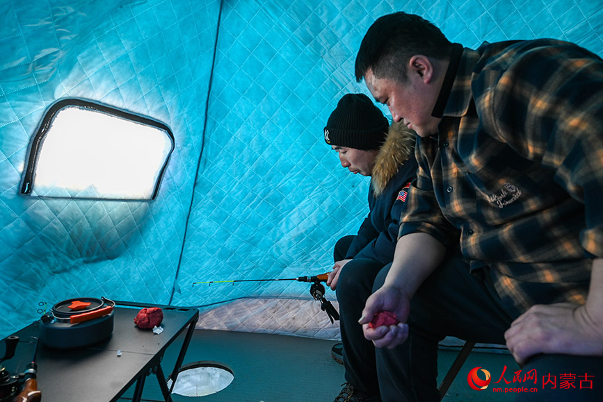 Эргуна, Ішкі Моңғол: минус 30 градус температурада балық аулау