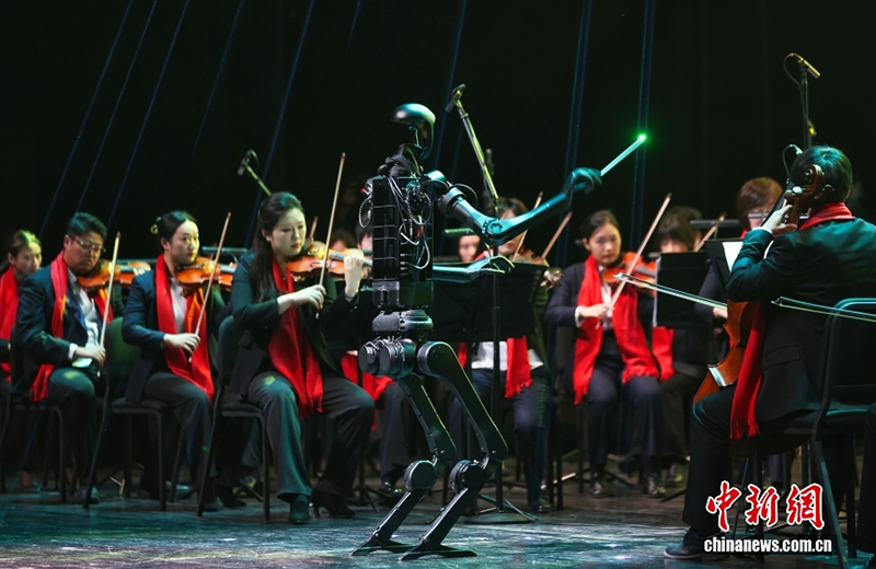 2025 гуманоидты роботтардың жылы болды: ойын қойды, спортқа қатысты, пікірталасқа түсті