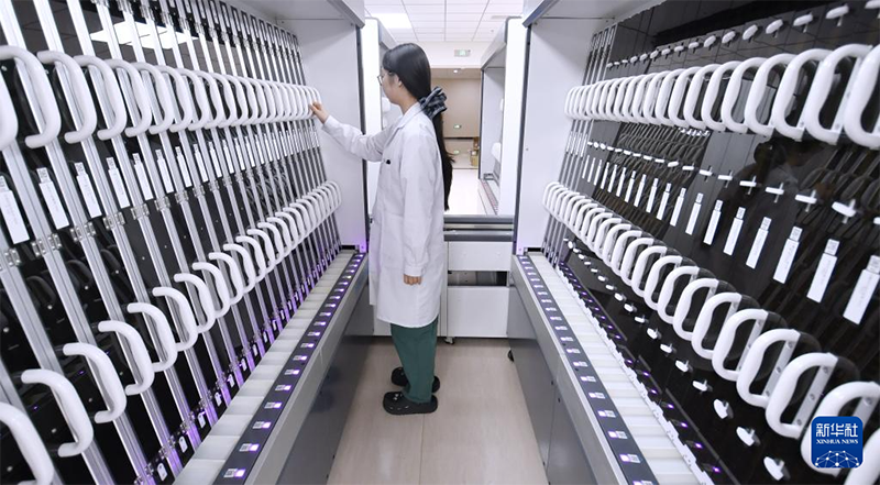 Бейжіңде медициналық роботтар ақылды денсаулық сақтау жаңа моделін дамытуға ықпал етті