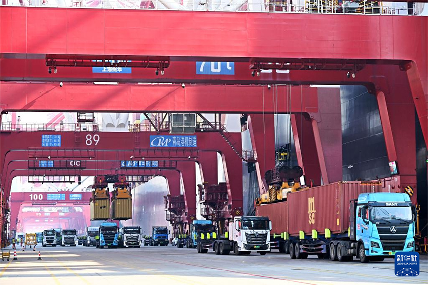 Шаньдунның Циндао порты: Жылқы жылындағы Көктем мерекесінің «Толық ат күші»