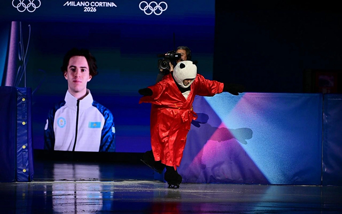 Қысқы Олимпиада ойындарының гала-концертінде Қазақстандық спортшы «Кунг фу Панда» стилінде шықты