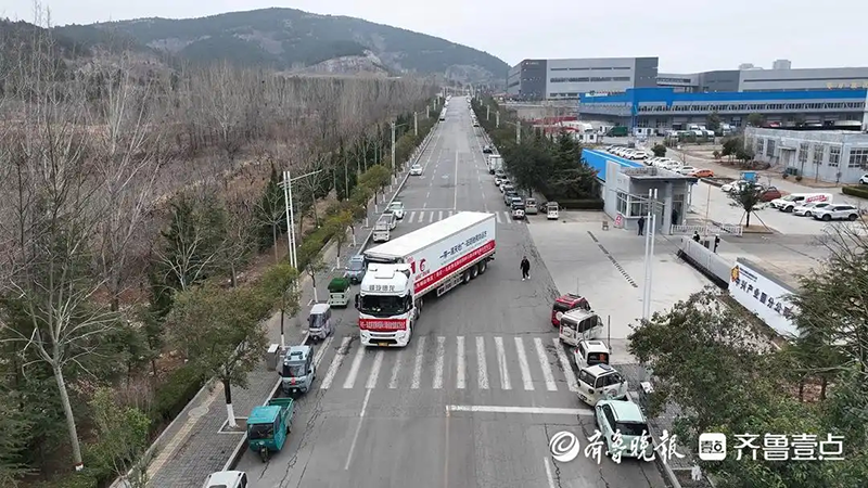 Шаньдунның Цзаочжуан қаласынан Өзбекстанға дейін халықаралық автомобиль көлігінің алғашқы бағыты ашылды