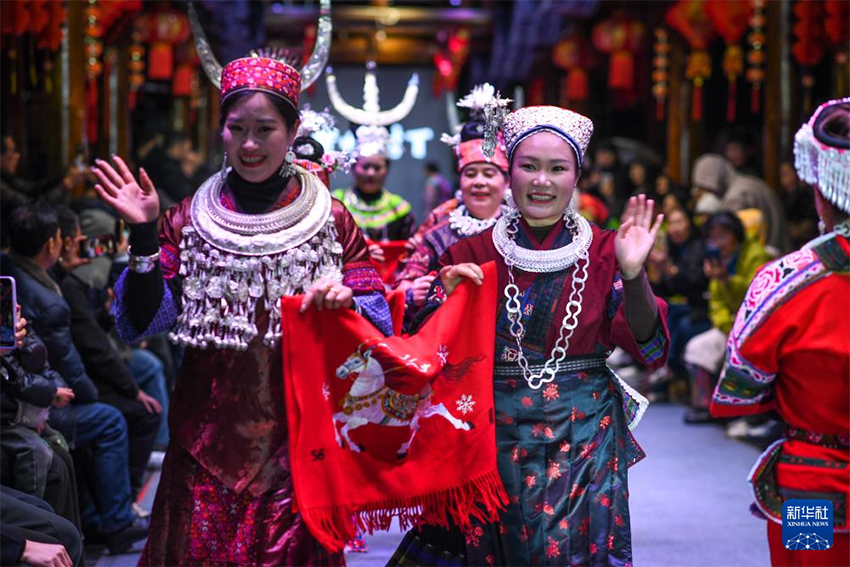 Гуйчжоудың Кайли қаласы: Ауылдық сән сахнасындағы ұлттық киімдер