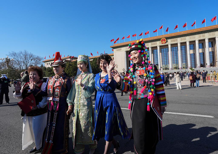 Қытай Халықтық саяси консультативтік кеңесі XIV Ұлттық комитетінің төртінші сессиясы жабылды