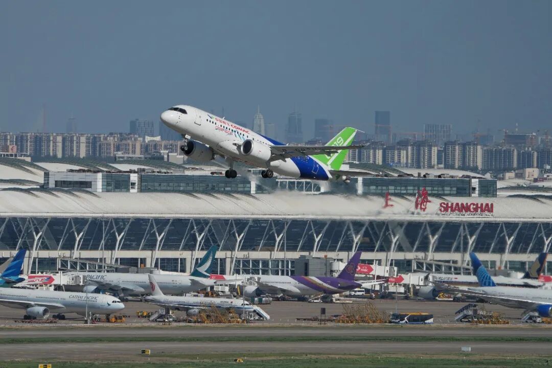 C919 үстіртке арналған ұшақ алғаш көкке көтерілді